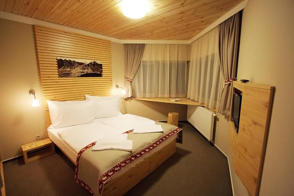 Horsky Hotel Sliezsky Dom Vysoke Tatry Room photo