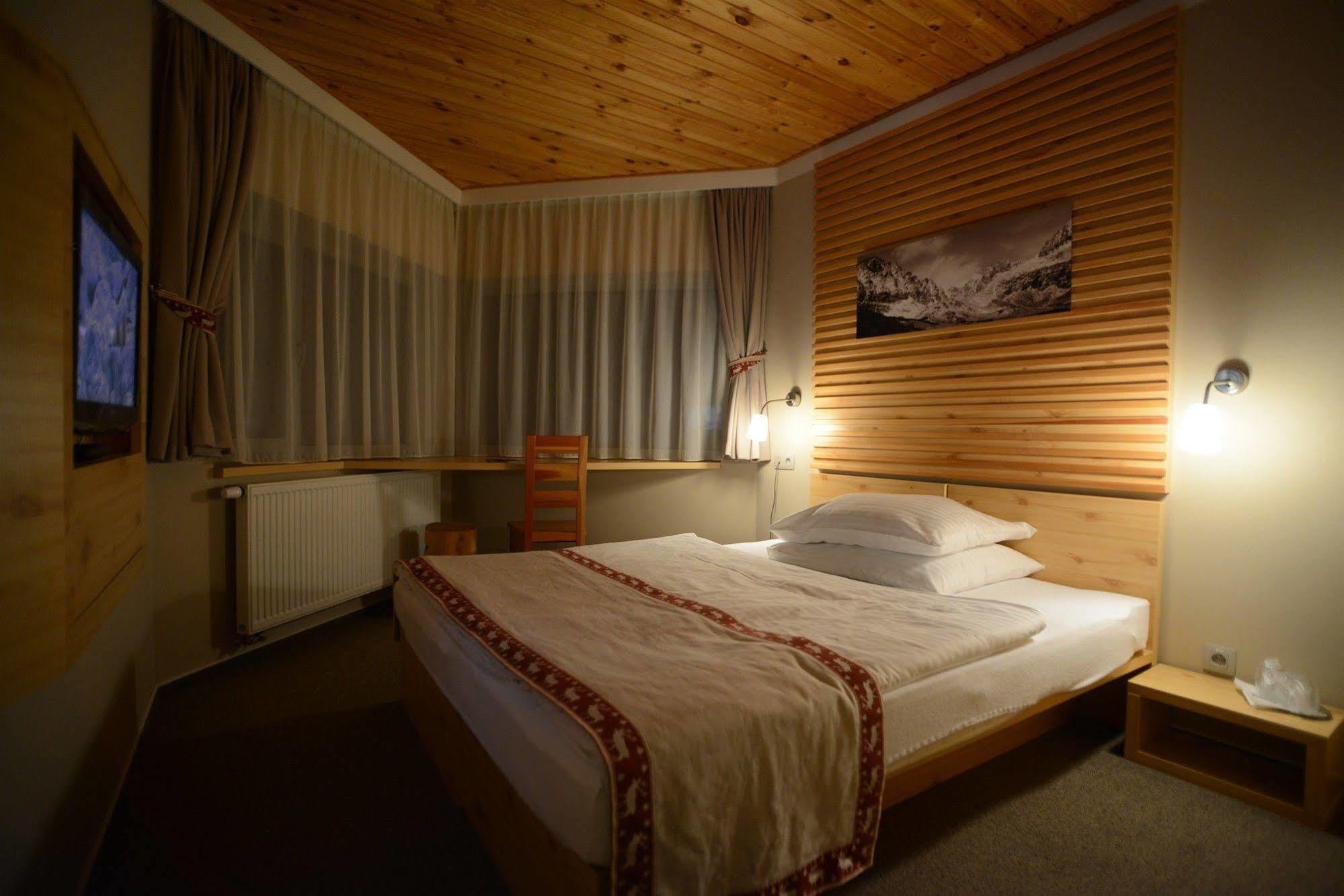 Horsky Hotel Sliezsky Dom Vysoke Tatry Exterior photo